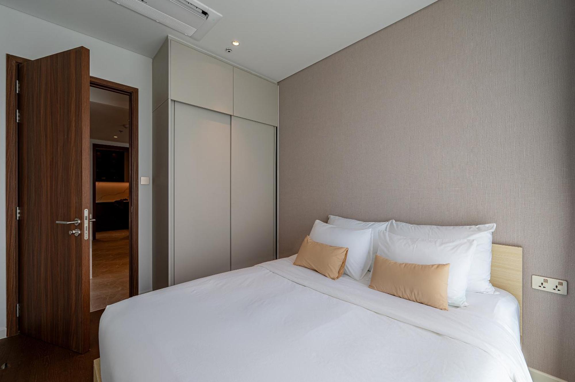 The Metropole Opera Residence By Kaystay 胡志明市 外观 照片