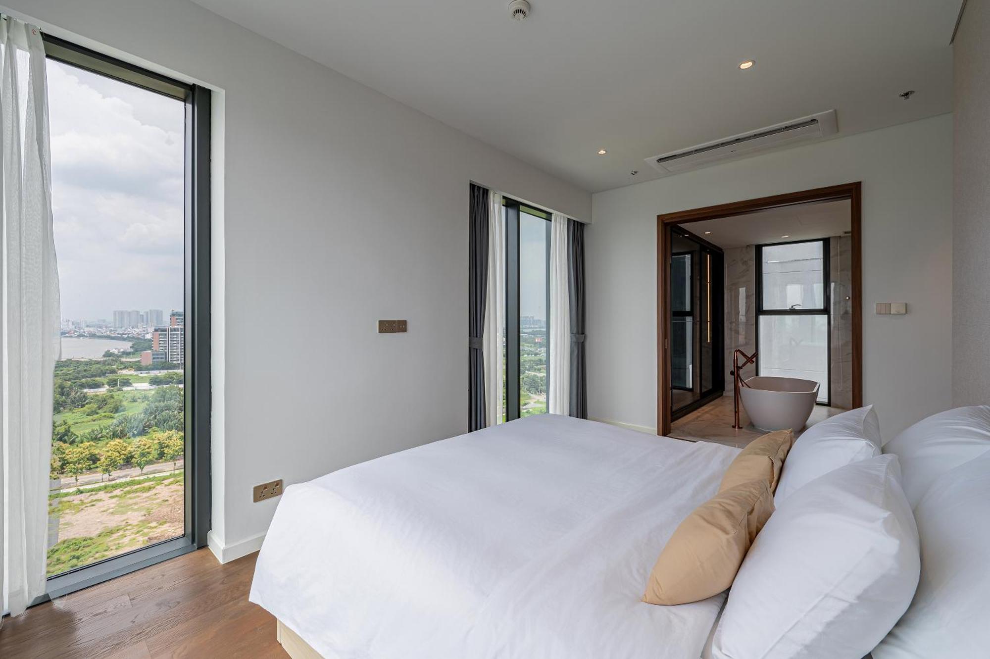 The Metropole Opera Residence By Kaystay 胡志明市 外观 照片